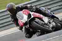 cadwell-no-limits-trackday;cadwell-park;cadwell-park-photographs;cadwell-trackday-photographs;enduro-digital-images;event-digital-images;eventdigitalimages;navarra;no-limits-trackdays;peter-wileman-photography;racing-digital-images;trackday-digital-images;trackday-photos